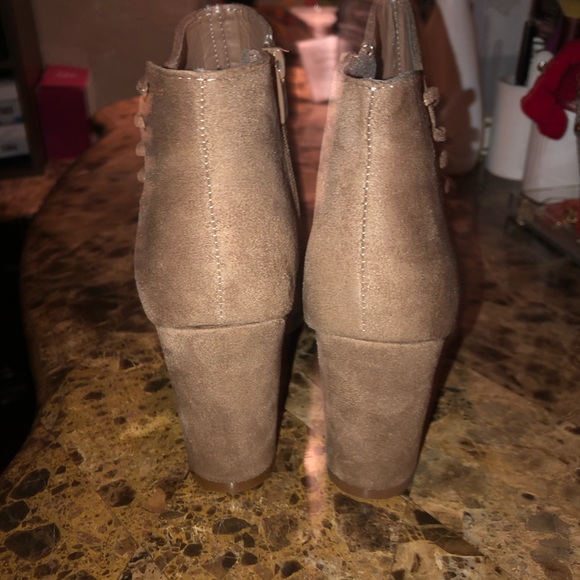 Open toe booties - Picture 4 of 5